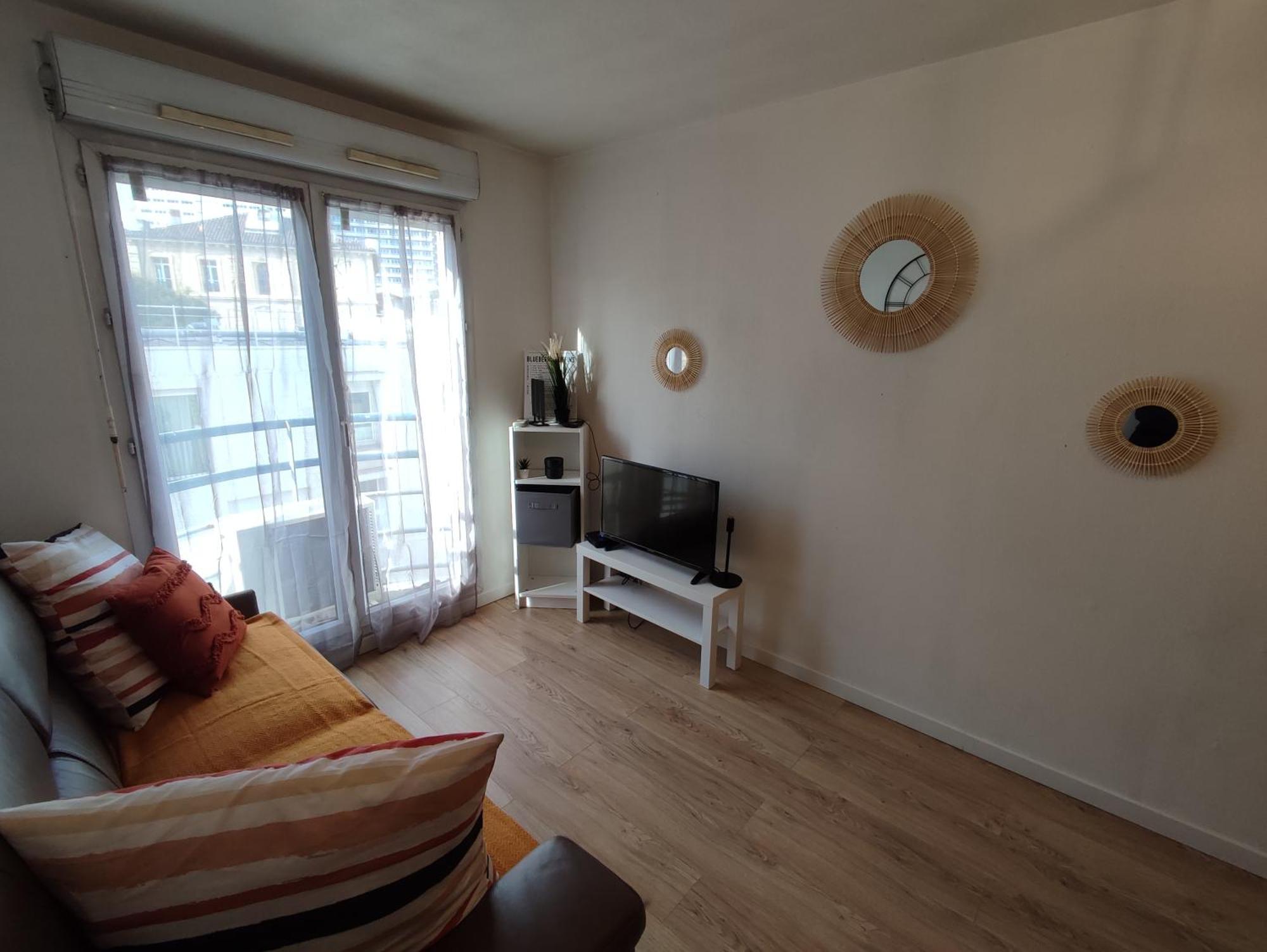 מרסיי Appartement Climatise Tout Equipe A 6Min De La Gare St Charles מראה חיצוני תמונה